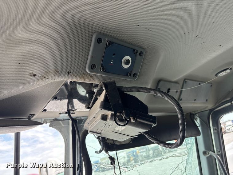 image for item YA2676 2023 Mack LR refuse truck