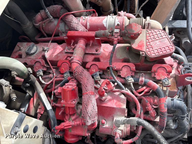 image for item YA2676 2023 Mack LR refuse truck