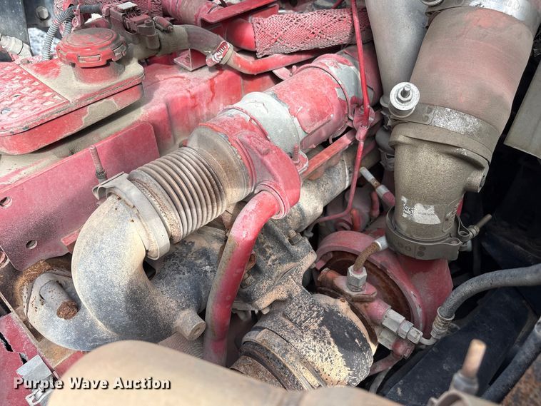 image for item YA2676 2023 Mack LR refuse truck