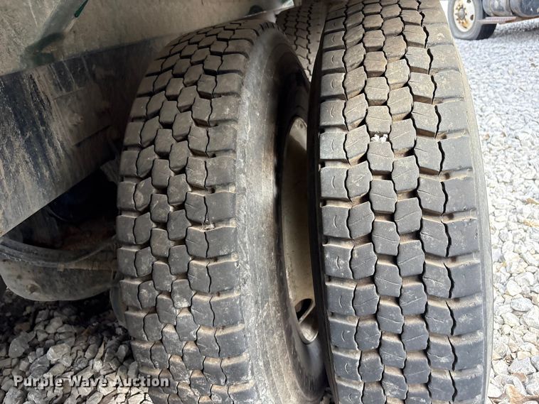 image for item YA2676 2023 Mack LR refuse truck