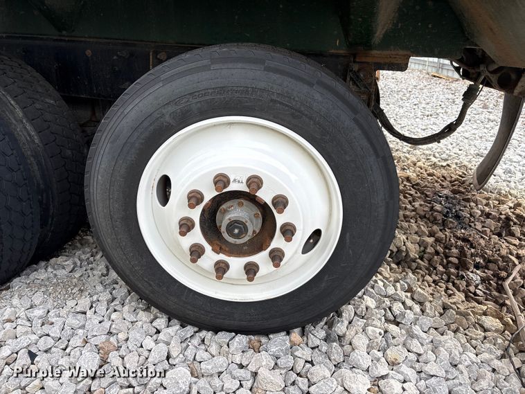 image for item YA2676 2023 Mack LR refuse truck