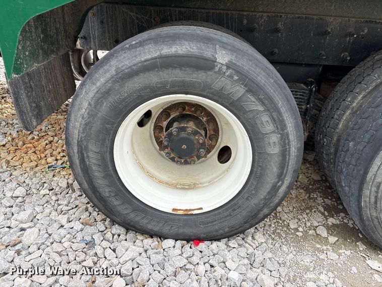 image for item YA2676 2023 Mack LR refuse truck