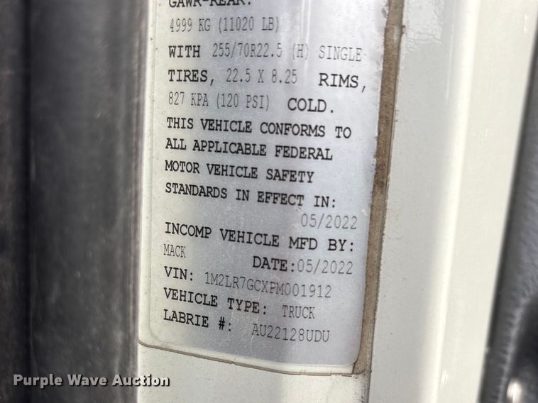 image for item YA2676 2023 Mack LR refuse truck