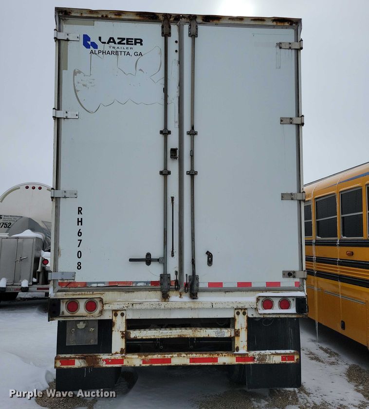 image for item YA2714 2008 Stoughton AVXW-535T-S-C-AR dry van trailer