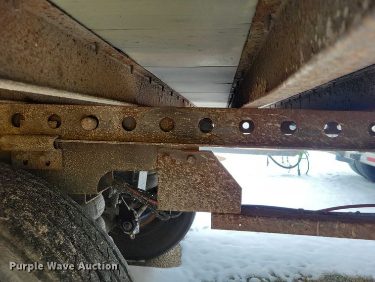 image for item YA2714 2008 Stoughton AVXW-535T-S-C-AR dry van trailer