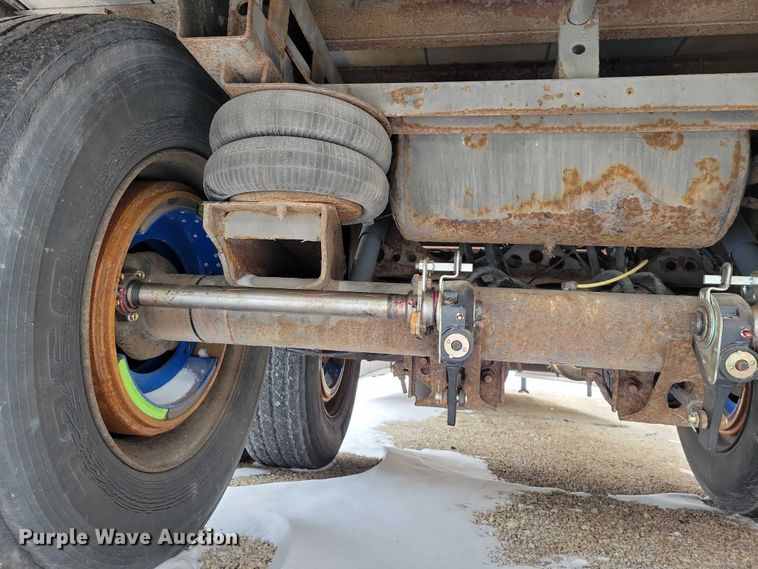 image for item YA2714 2008 Stoughton AVXW-535T-S-C-AR dry van trailer