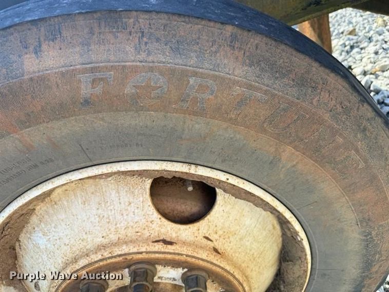 image for item YA2736 2015 Magnolia  Recon Bolster log trailer