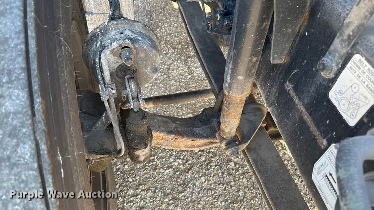 image for item EA2316 2016 Mack CXU613 semi truck