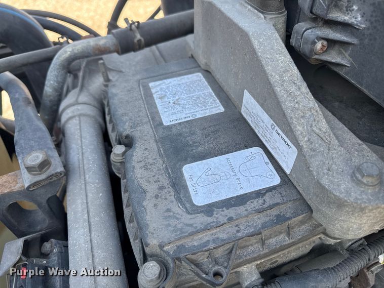 image for item EA2317 2017 Freightliner Cascadia 125 semi truck