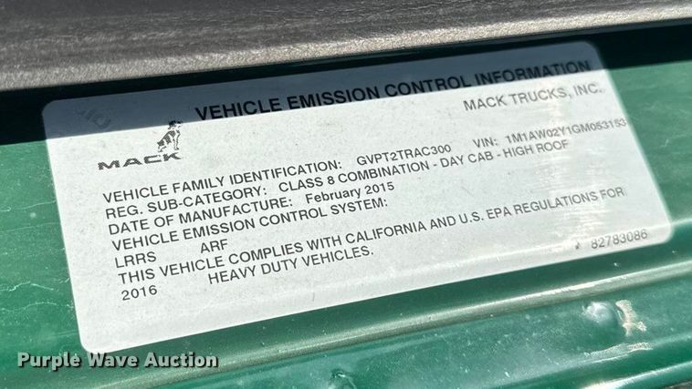 image for item EA2318 2016 Mack Cxu semi truck