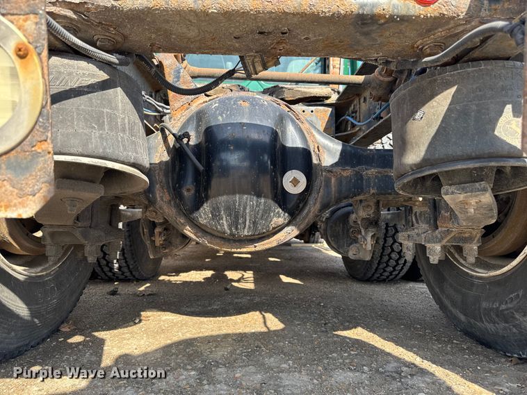 image for item EA2319 2017 Freightliner Cascadia 125 semi truck