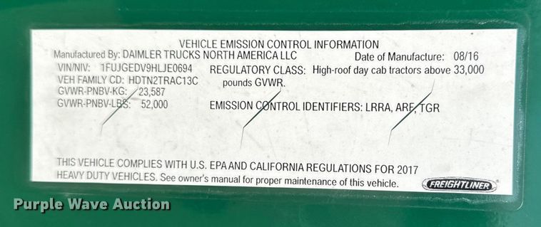 image for item EA2319 2017 Freightliner Cascadia 125 semi truck