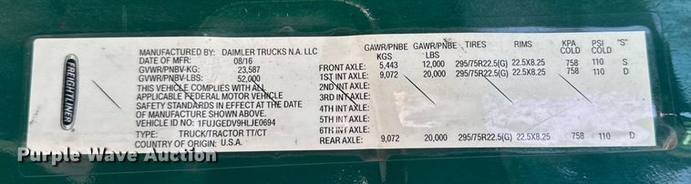 image for item EA2319 2017 Freightliner Cascadia 125 semi truck