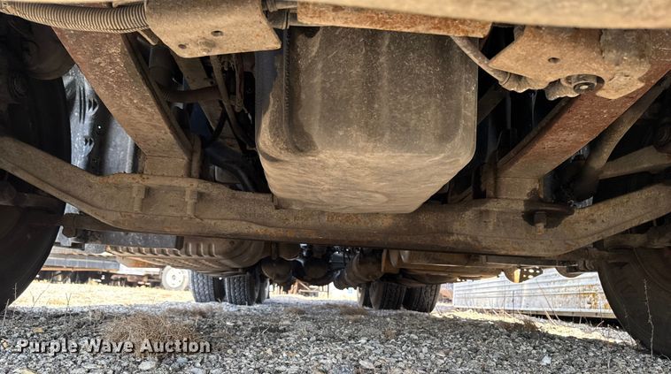 image for item EA2320 2017 Freightliner Cascadia 125 semi truck