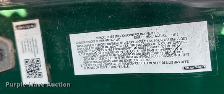 image for item EA2320 2017 Freightliner Cascadia 125 semi truck