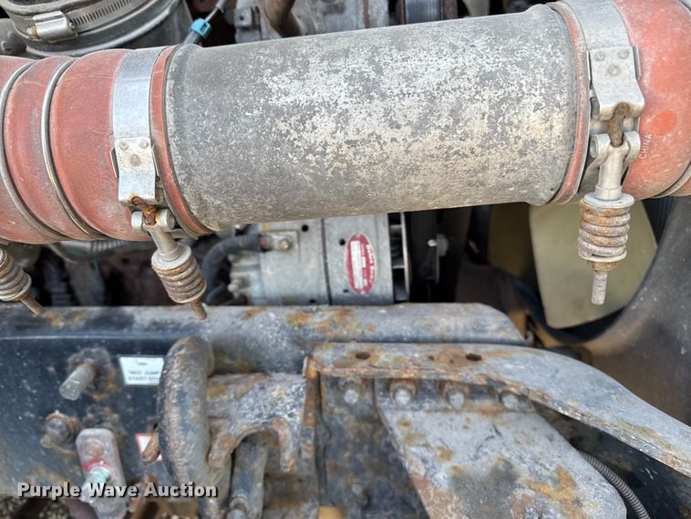 image for item EA2320 2017 Freightliner Cascadia 125 semi truck