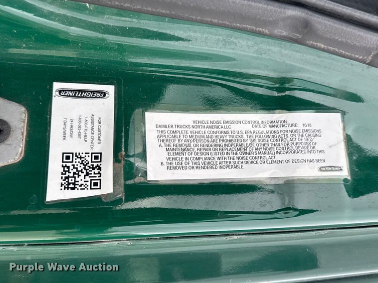 image for item EF2452 2017 Freightliner Cascadia 125 semi truck