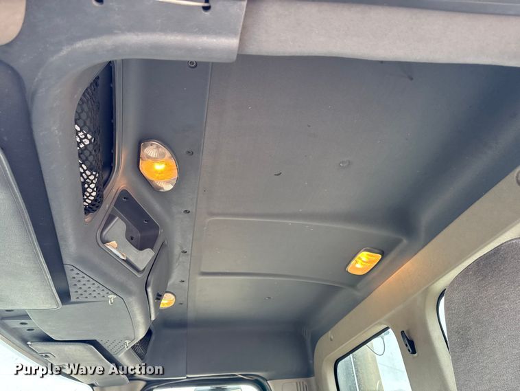 image for item EF2453 2017 Freightliner Cascadia semi truck