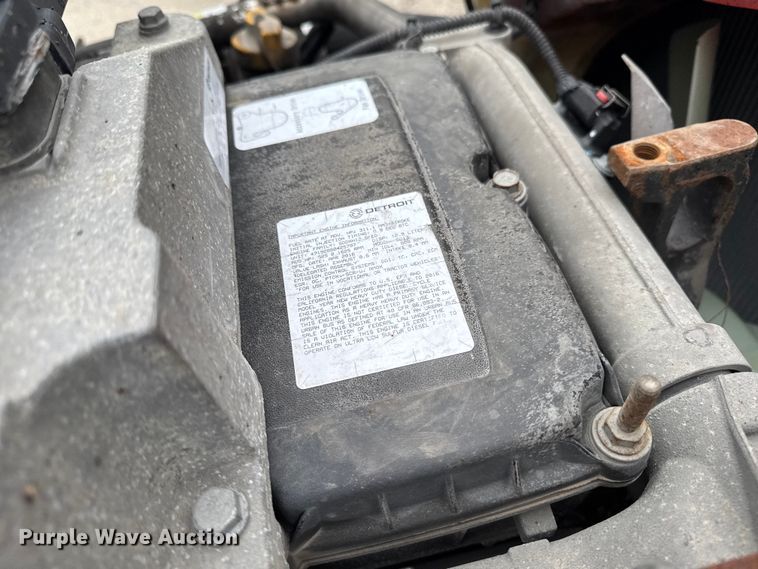 image for item EF2453 2017 Freightliner Cascadia semi truck