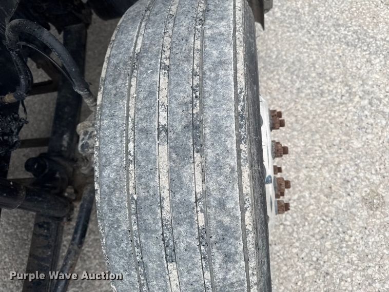 image for item EF2454 2016 Mack CXU613 semi truck