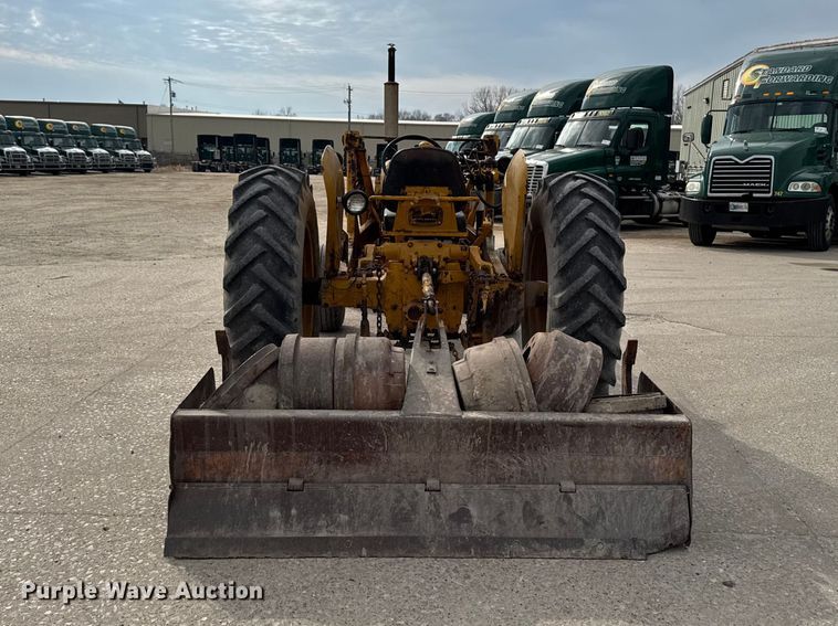 image for item EQ5002 1963 John Deere 1010 tractor