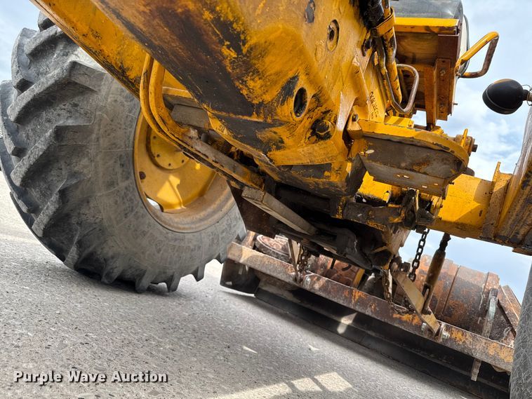 image for item EQ5002 1963 John Deere 1010 tractor