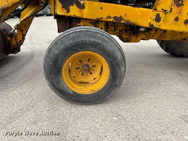 image for item EQ5002 1963 John Deere 1010 tractor