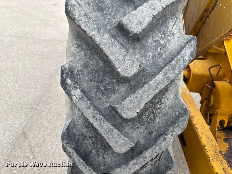 image for item EQ5002 1963 John Deere 1010 tractor