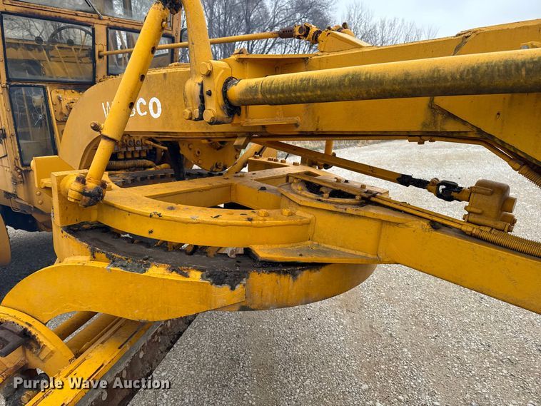 image for item EQ5007 1963 Wabco 666 rigid frame motor grader