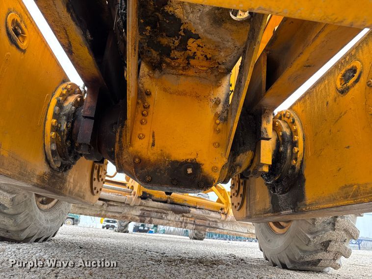 image for item EQ5007 1963 Wabco 666 rigid frame motor grader