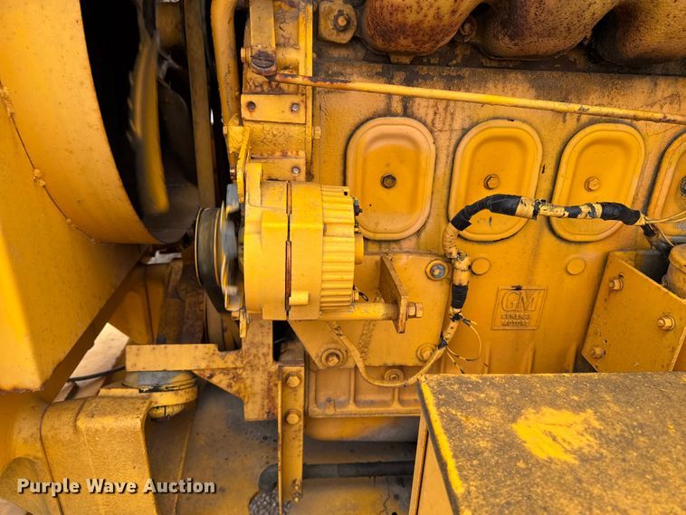 image for item EQ5007 1963 Wabco 666 rigid frame motor grader