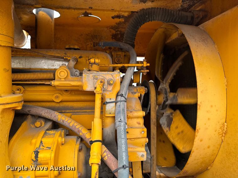 image for item EQ5007 1963 Wabco 666 rigid frame motor grader