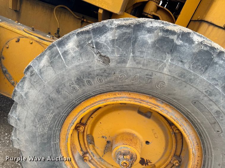 image for item EQ5007 1963 Wabco 666 rigid frame motor grader