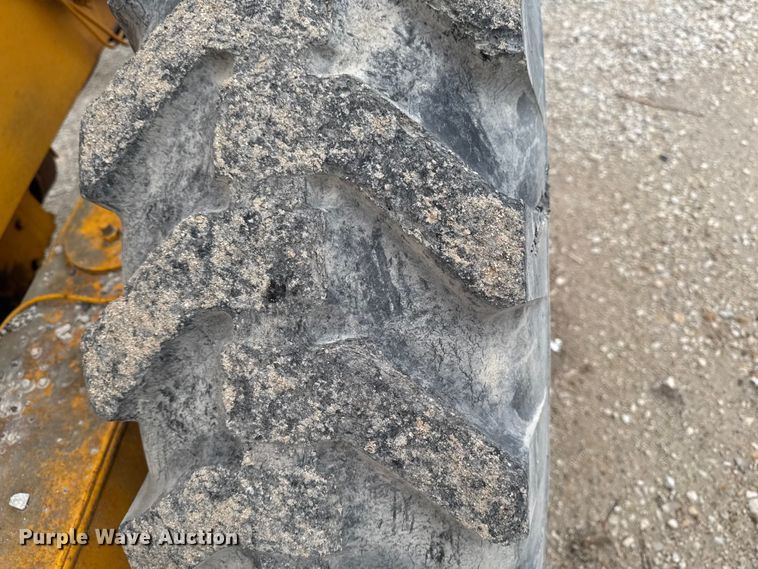 image for item EQ5007 1963 Wabco 666 rigid frame motor grader