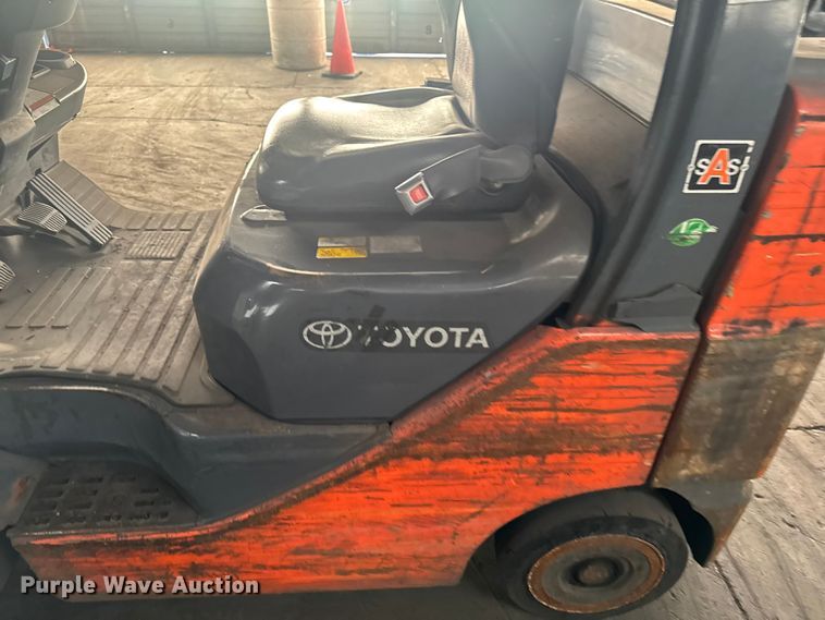 image for item EQ5008 Toyota 8FGCU25 forklift
