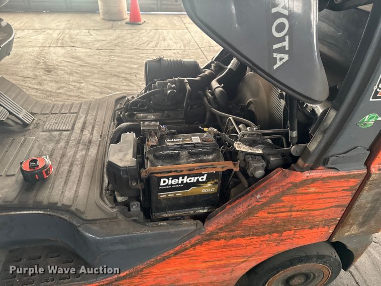 image for item EQ5008 Toyota 8FGCU25 forklift