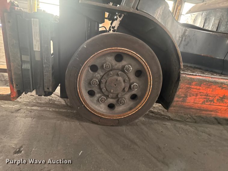 image for item EQ5008 Toyota 8FGCU25 forklift