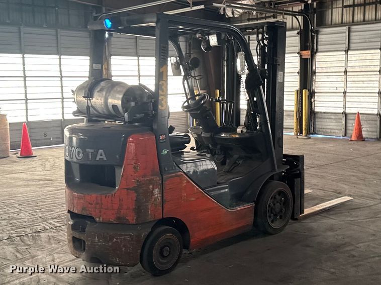 image for item EQ5009 Toyota 8FGCU25 forklift