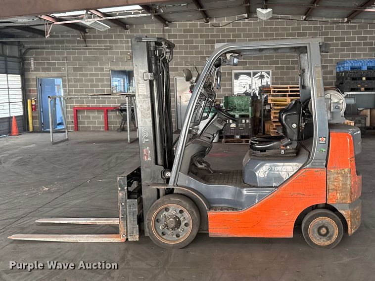 image for item EQ5009 Toyota 8FGCU25 forklift