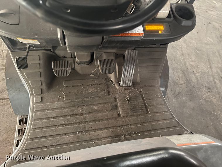 image for item EQ5009 Toyota 8FGCU25 forklift