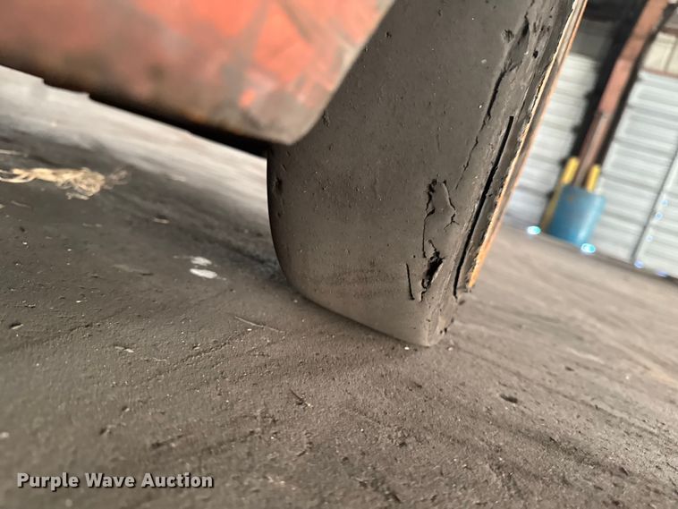 image for item EQ5009 Toyota 8FGCU25 forklift