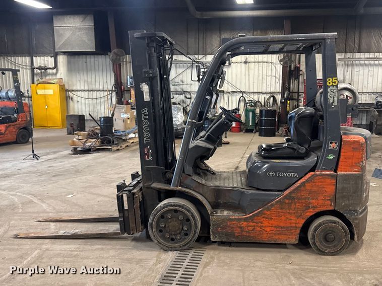 image for item EQ5018 Toyota 8FGCU25 forklift