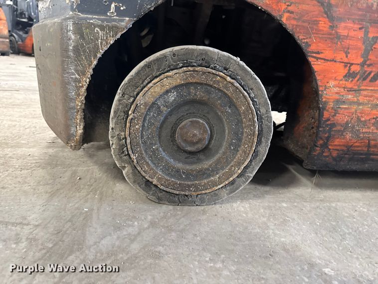 image for item EQ5018 Toyota 8FGCU25 forklift
