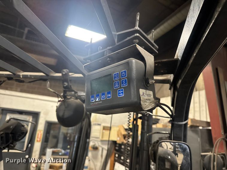 image for item EQ5019 (2) Toyota forklifts