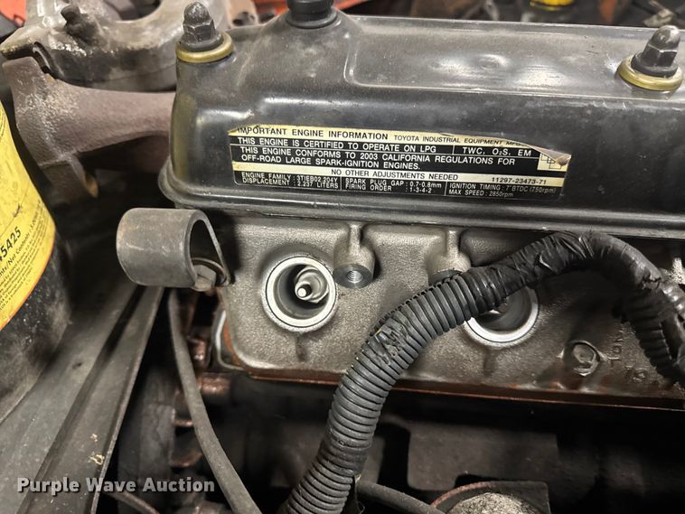 image for item EQ5019 (2) Toyota forklifts