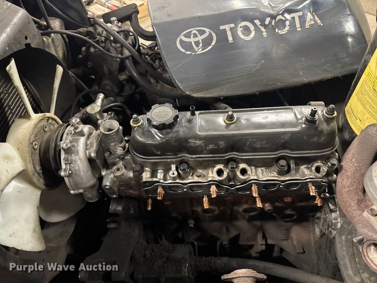image for item EQ5019 (2) Toyota forklifts