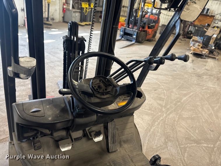 image for item EQ5021 Toyota 8FGCU25 forklift
