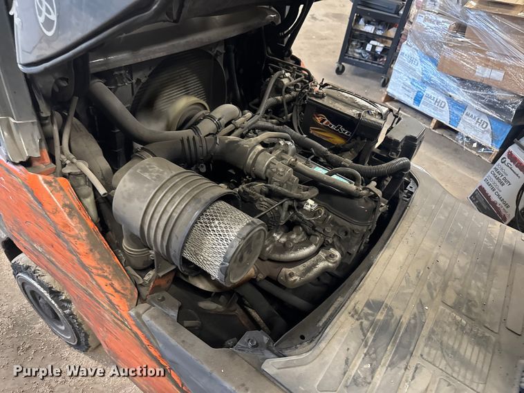 image for item EQ5021 Toyota 8FGCU25 forklift