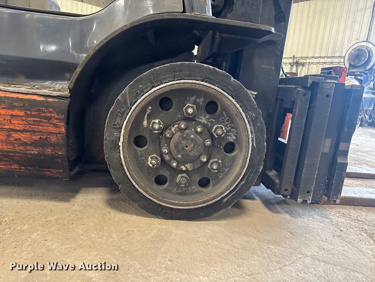 image for item EQ5021 Toyota 8FGCU25 forklift