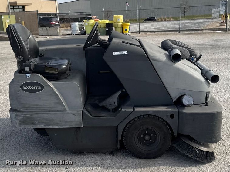 image for item ER0459 Advance Exterra 6340 floor sweeper